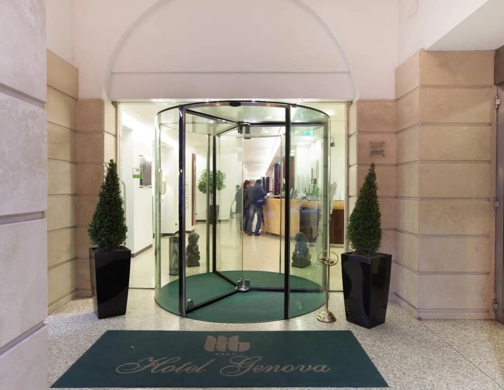 Hotel Genova - photo 2