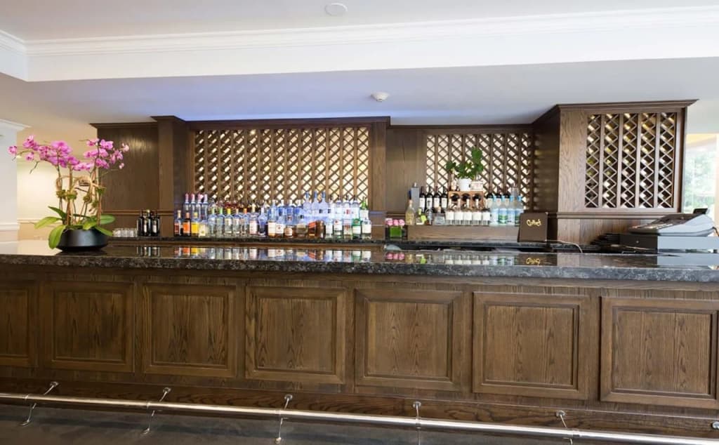 The Andrew Hotel - photo 24