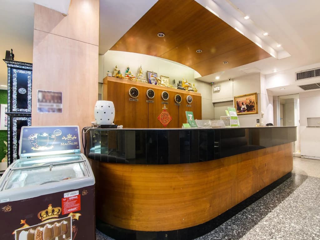 Ten Stars Hotel Pratunam - photo 2