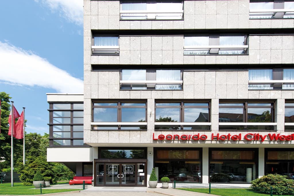 Leonardo Hotel Berlin City West - photo 1