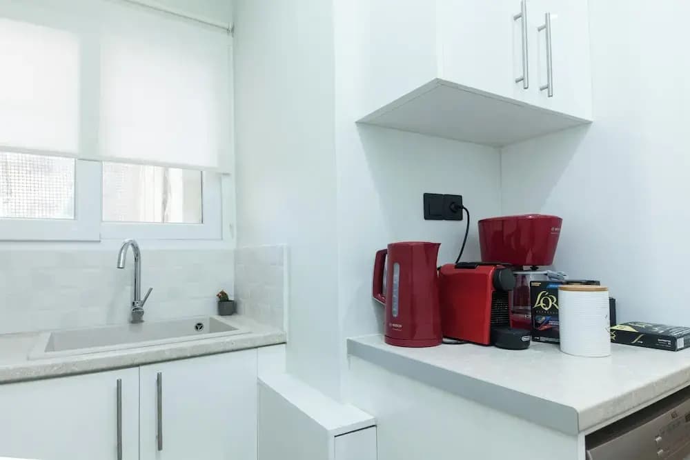 Acropolis View Deluxe Suite with Balcony - photo 15