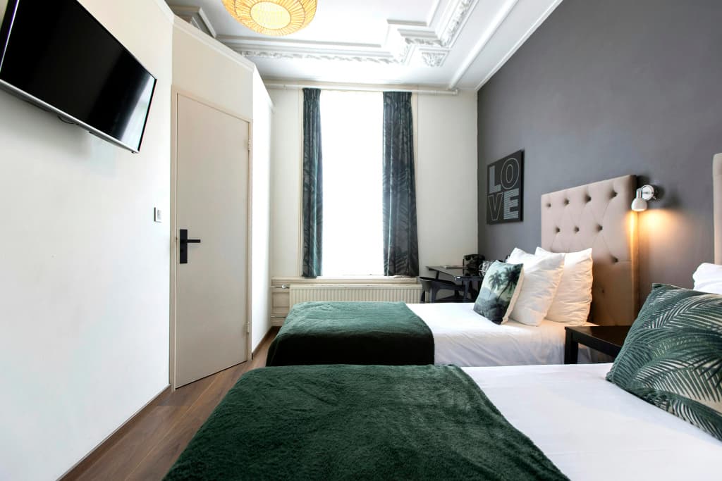 Quentin Canal House Hotel - photo 44