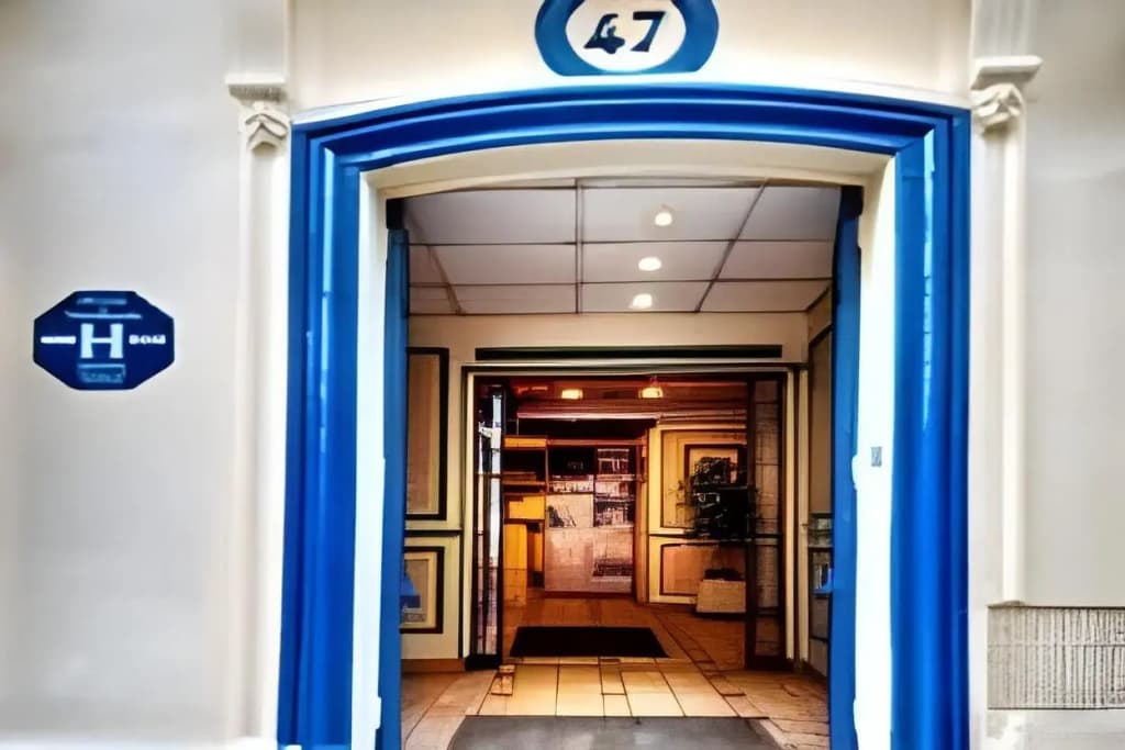 Le Faubourg Hotel  - photo 25