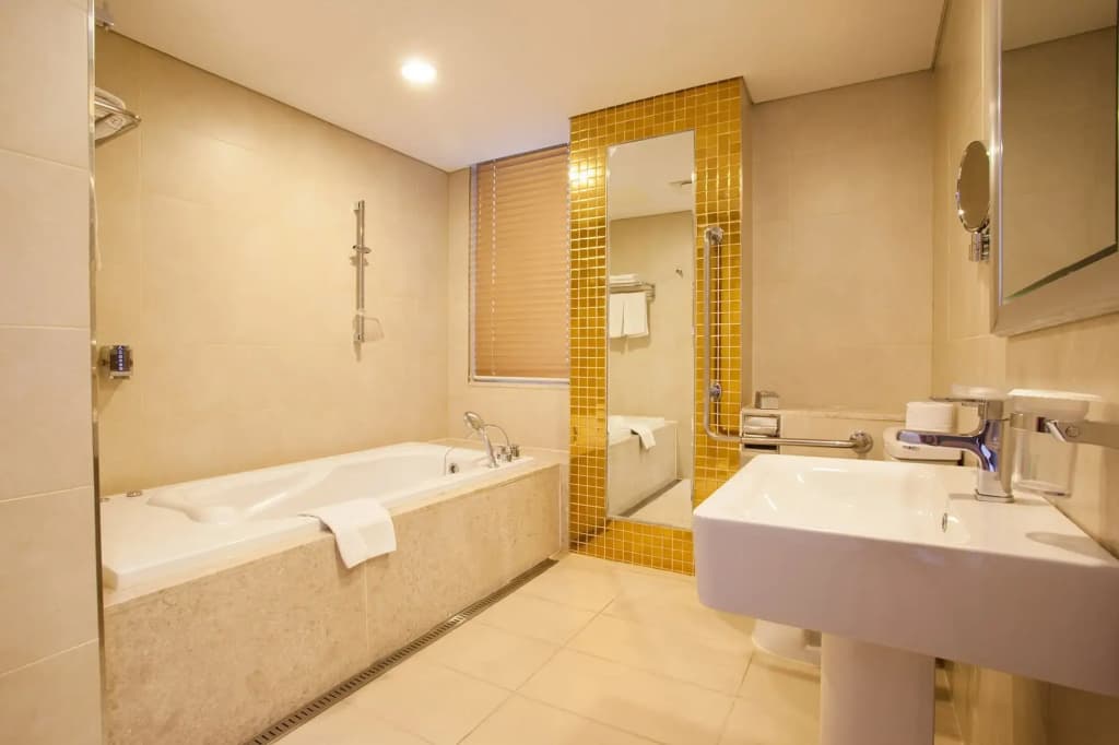 Pharos Hotel - photo 9
