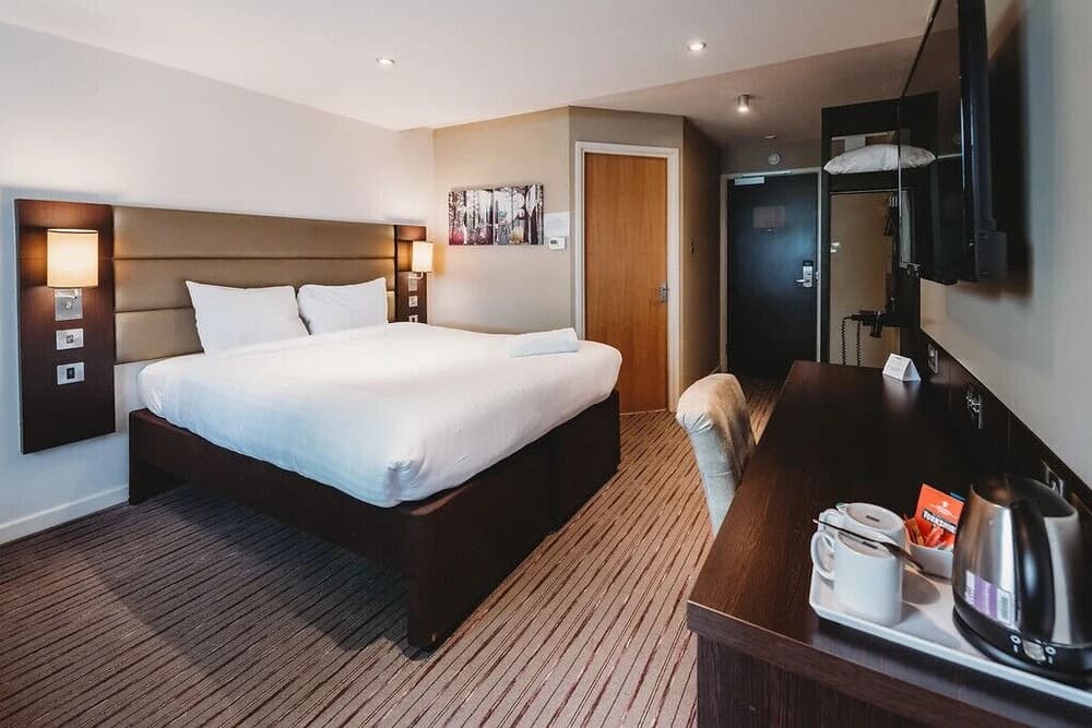 Redbridge Lodge - photo 3