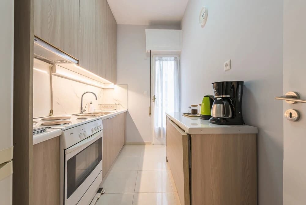 Elegant Koukaki Apartment by Cloudkeys - photo 18