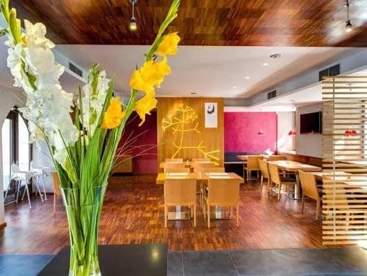 Darwin Hotel Restaurant - photo 19