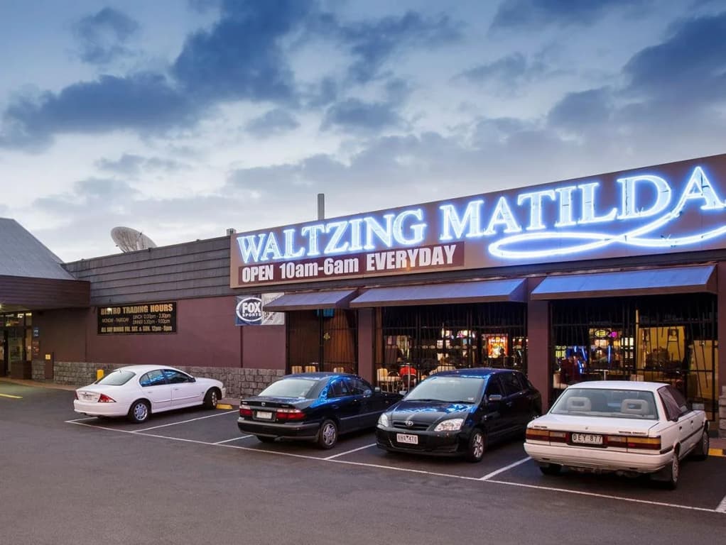 Waltzing Matilda Hotel - photo 10