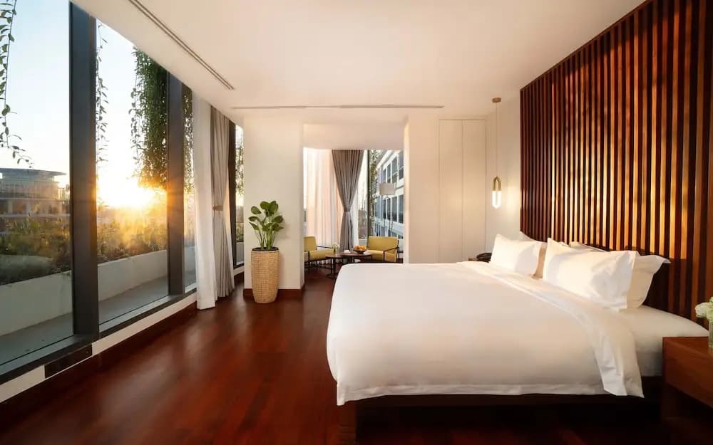 Koulen Central Hotel - photo 14