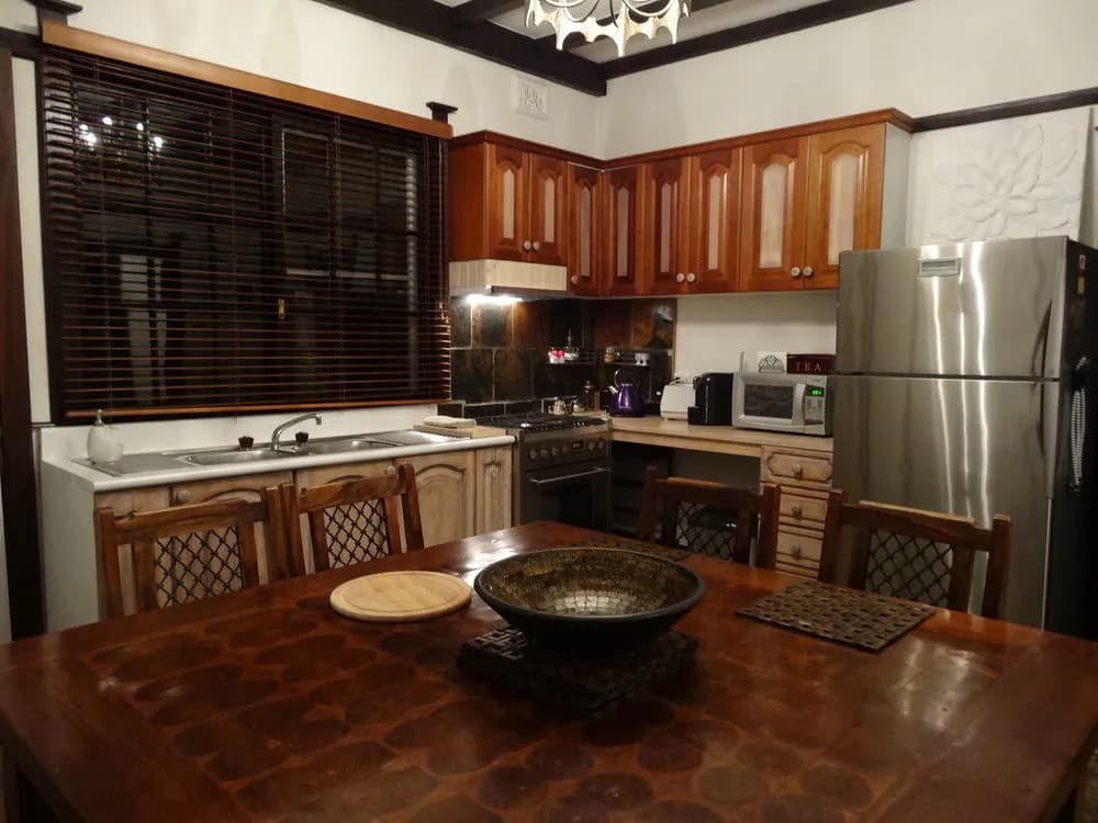 Corner Manor Leura - photo 12