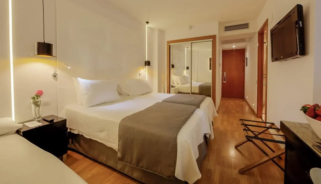 Evenia Rocafort Hotel - photo 26