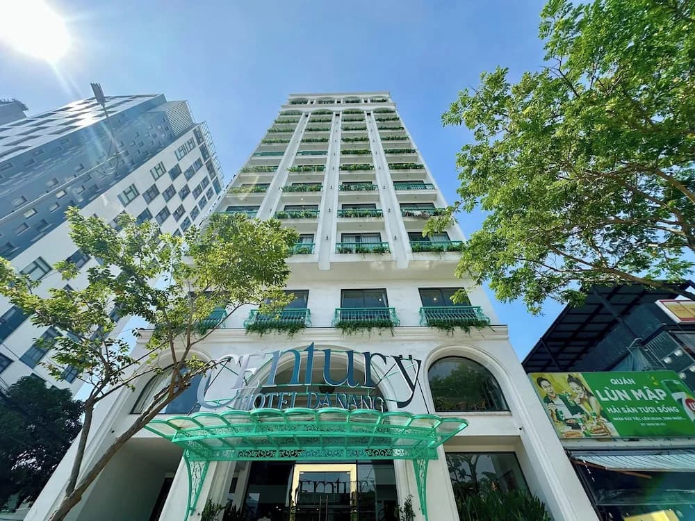 Century Hotel - photo 1