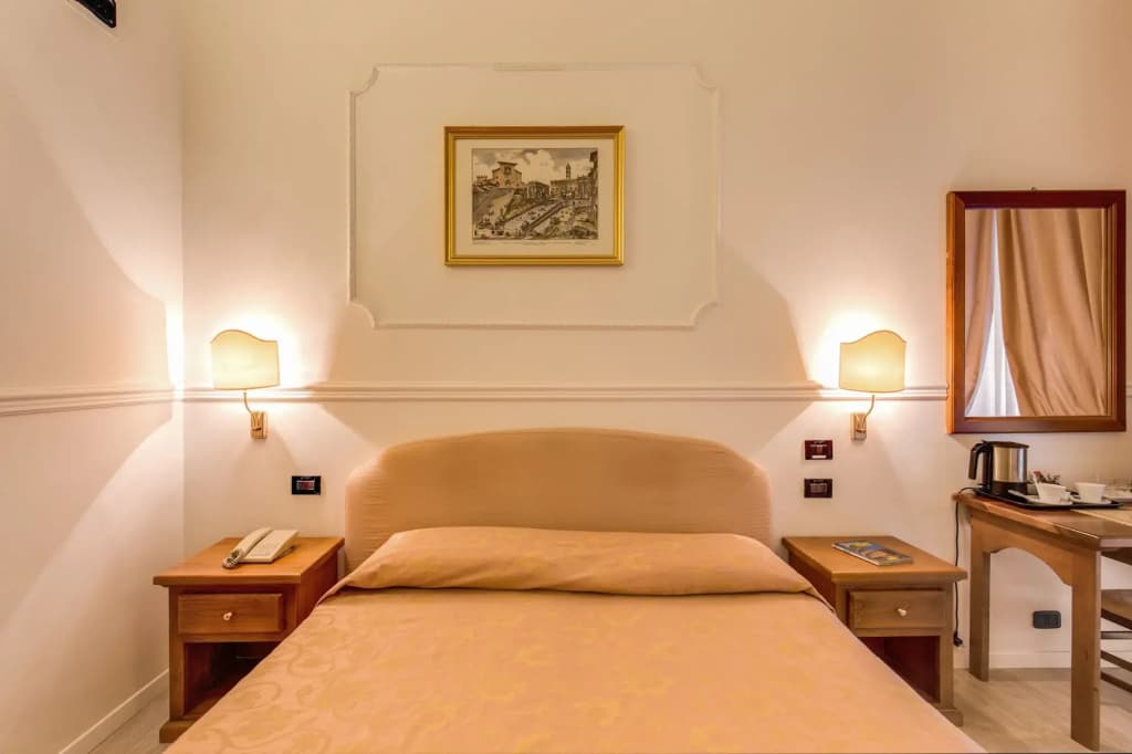 Hotel Martini - photo 5