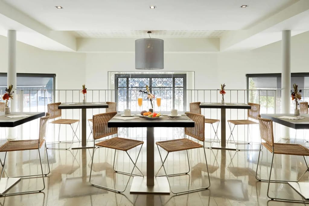 Sercotel Amister Art Hotel - photo 39