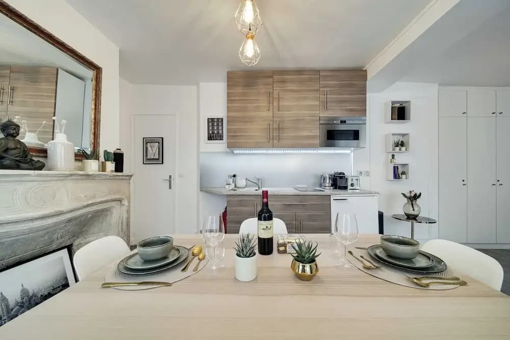 Amazing Historical Parisien Apartment Next TO Louvre Area ! - 1 - photo 11