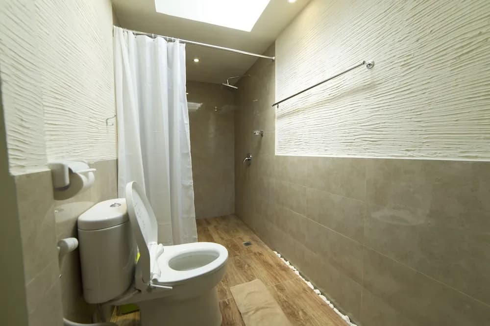 巴厘岛艾里雷农图卡西塔鲁姆LC1号酒店(Airy Premier Renon Tukad Citarum LC1 Bali) - photo 6