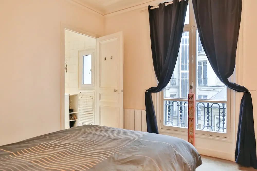 Secret Villiers I Stylish 2 Bed Apt in Villiers - photo 24