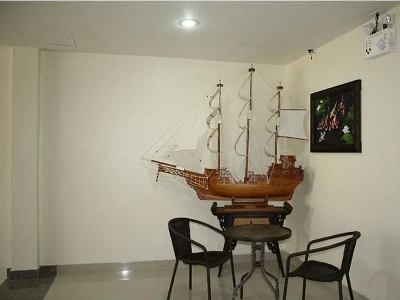 Power Inn Hotel - photo 7