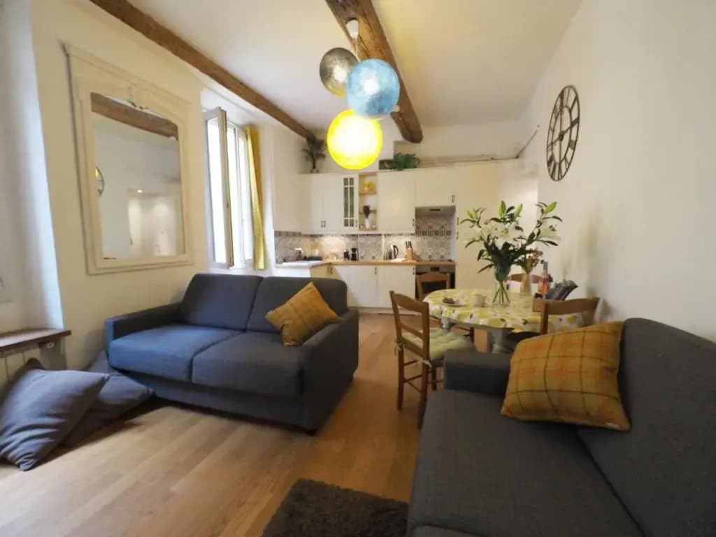 2 Bedroom Apartment Old Town Centre - photo 9