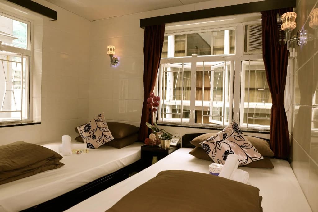 Canada Inn Hotel - photo 6