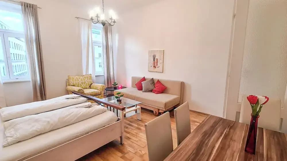 Spacious 2BR Apt Long Stay in Vienna - photo 1