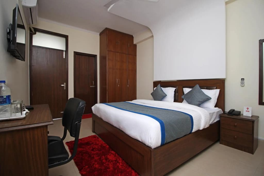 OYO 9273 Surya Palace - photo 14