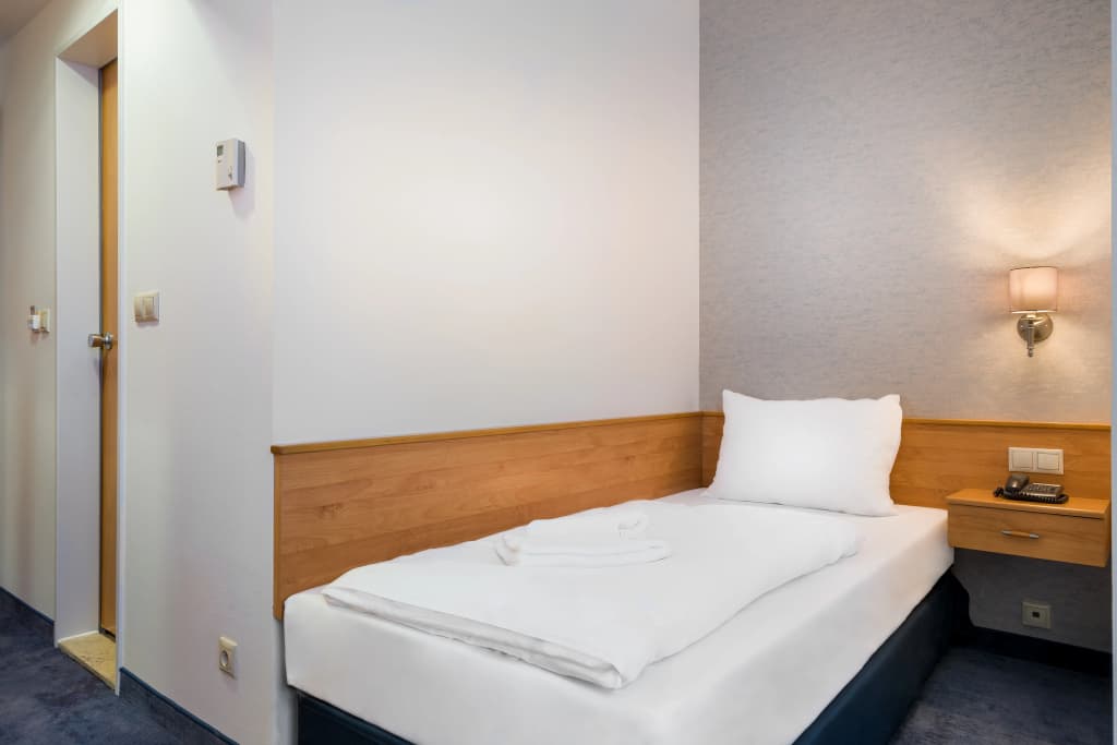 East City Hotel - photo 36
