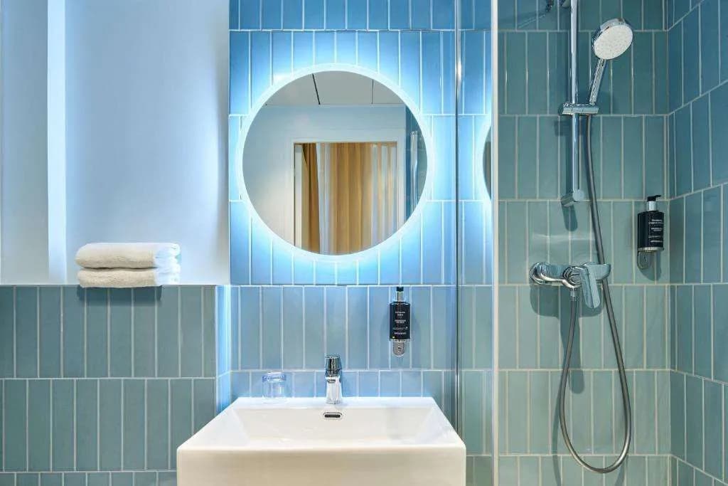 Hôtel Magenta 38 by Happyculture - photo 34