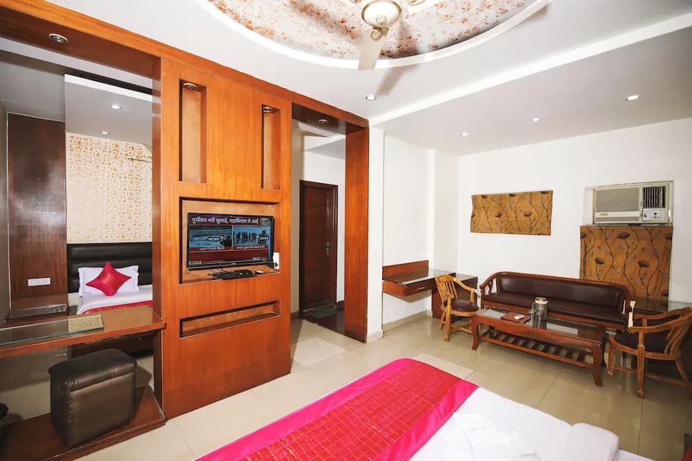 Hotel Lav Kush Deluxe - photo 5