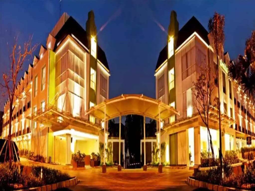 Pomelotel Patra Kuningan Jakarta - photo 1