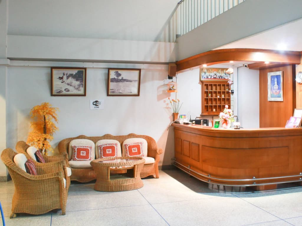 Thassanee Hotel - photo 2