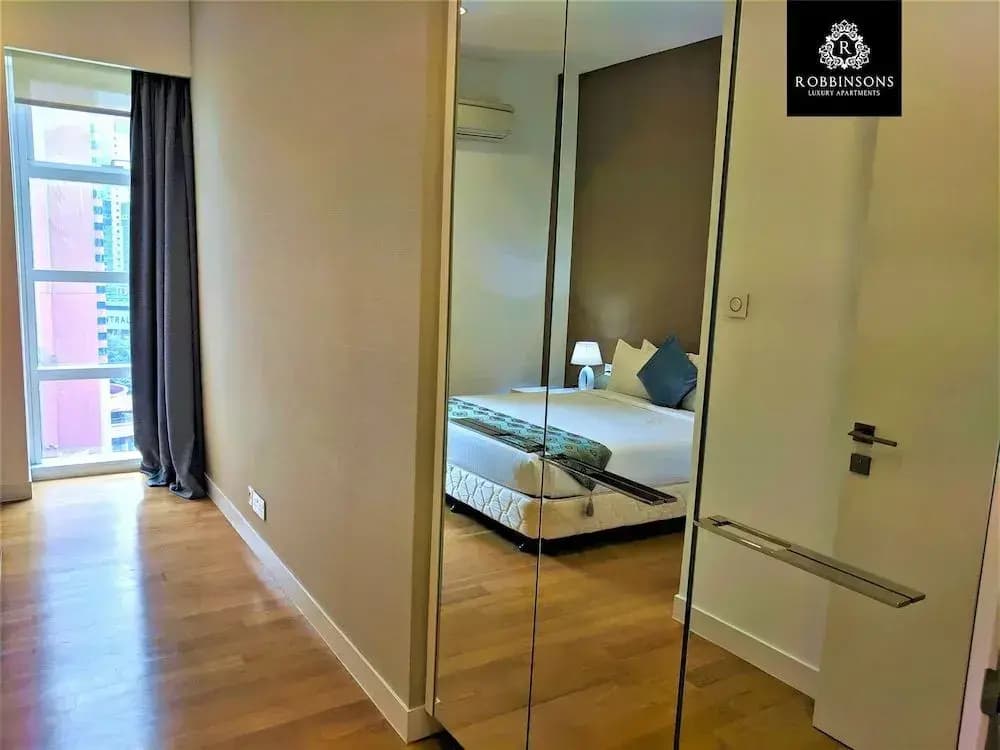 Robbinsons at Platinum Suites KLCC - photo 5