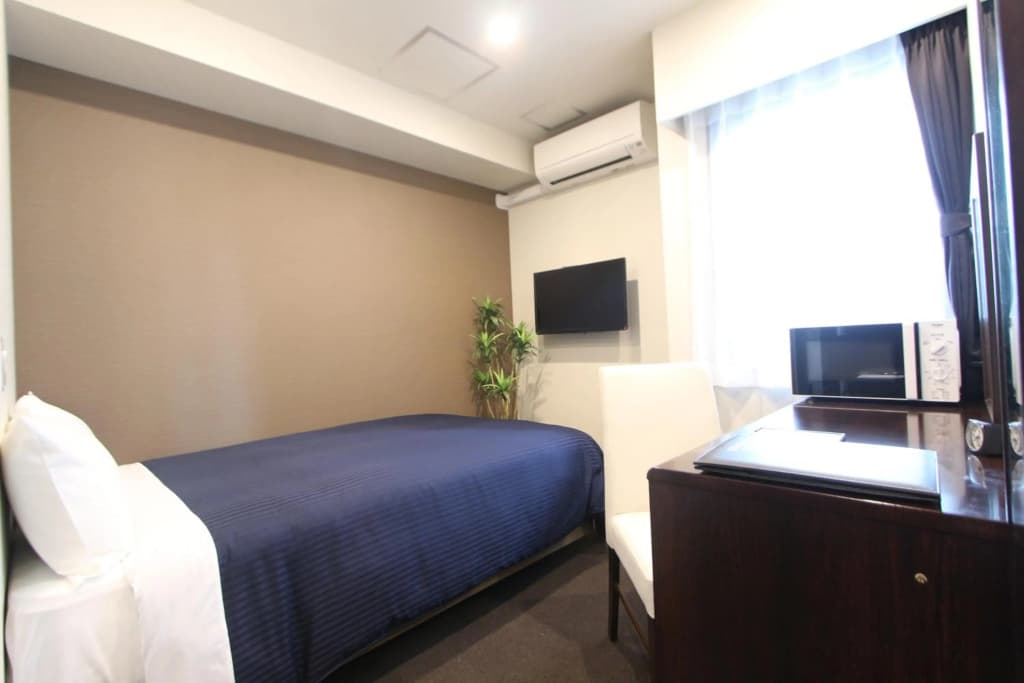 HOTEL LiVEMAX Higashi Ginza - photo 4