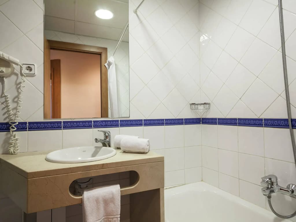 Hotel Acta Antibes - photo 8