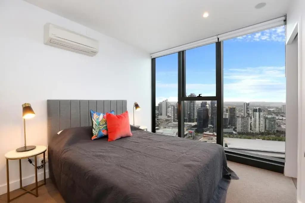 Orange Stay At Melbourne Quarter - photo 2