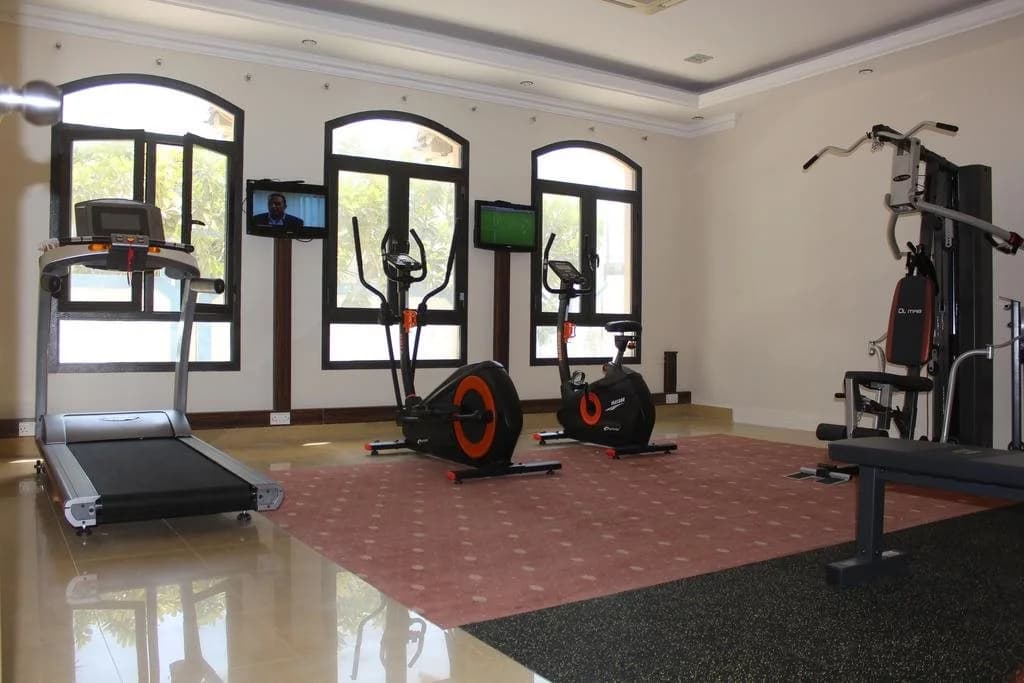Delmon Hotel Apartments - photo 10