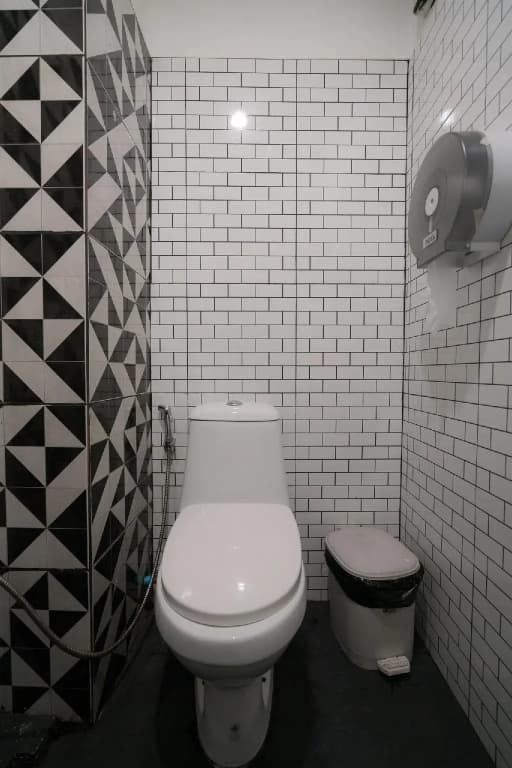 The Urban Age Hostel - photo 8
