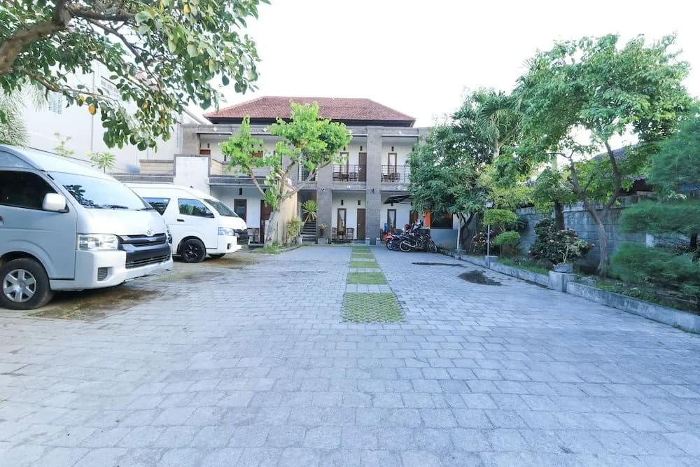 Hotel Warta Putra - photo 12