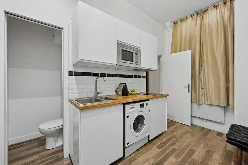 Stylish 1BR Flat Near Luxembourg Gardens - photo 12