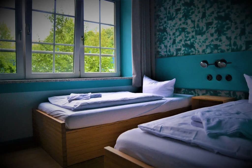 Singer109 Hotel & Hostel - photo 2