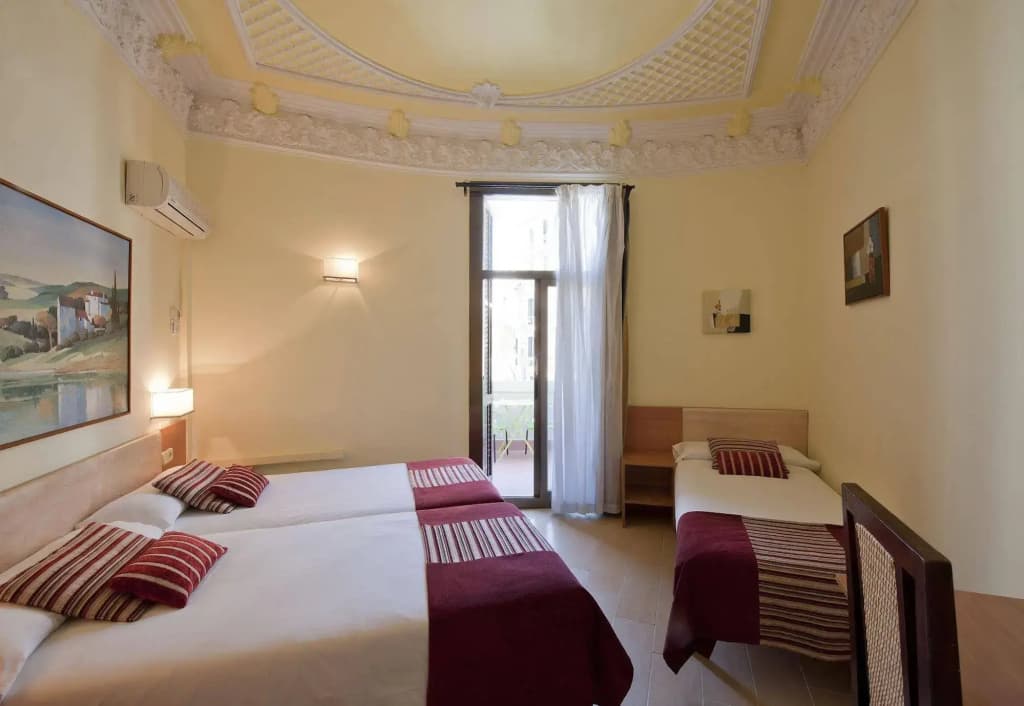 Hostal Central Barcelona - photo 5