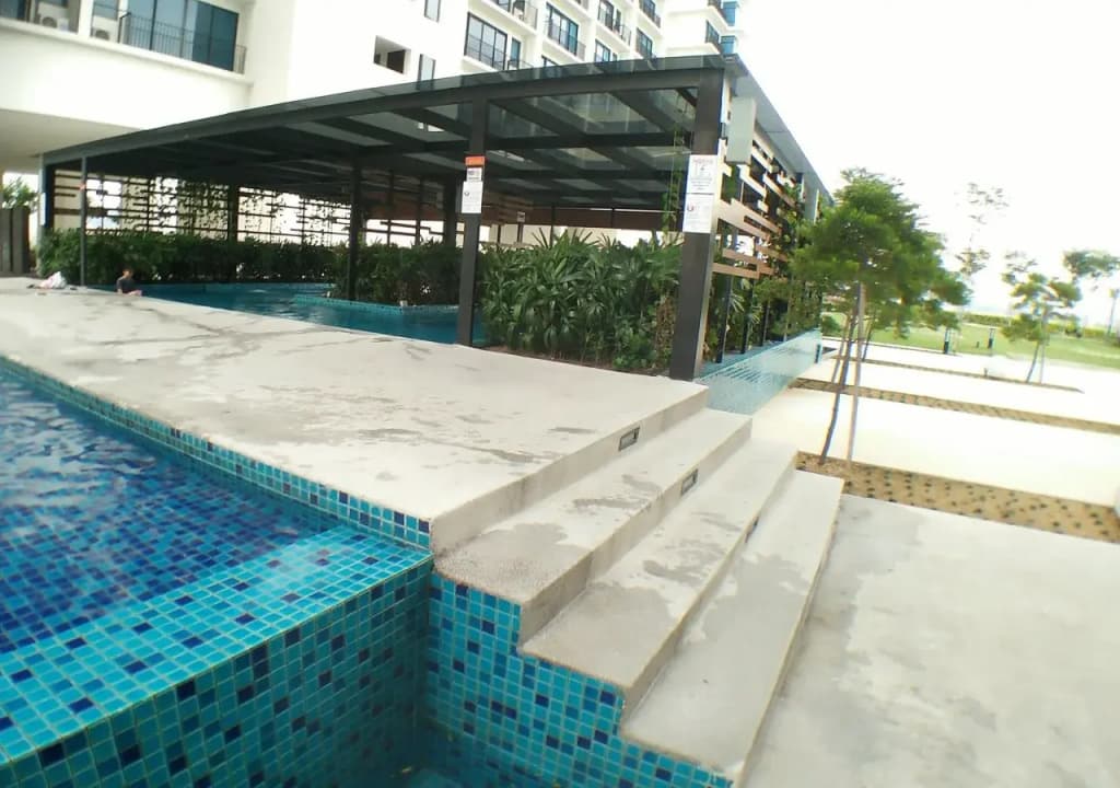 Euzmo Residences at Trefoil - photo 7