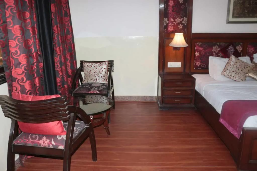 Hotel New Empire - photo 5