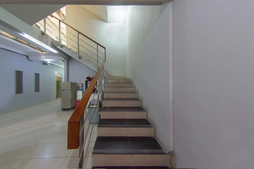 Oyo 657 Elite Residence 71 - photo 12