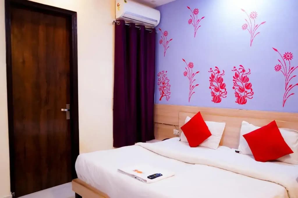 Hotel Rose Residency - Near Sector 9 Metro Station by Roomshala 002 - photo 13
