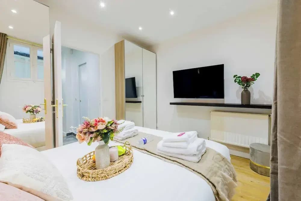 Authentic Apartment - 1br/4p - Grands Boulevards - photo 2