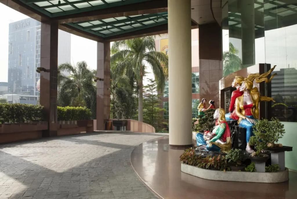 Hotel Ciputra Jakarta - photo 49