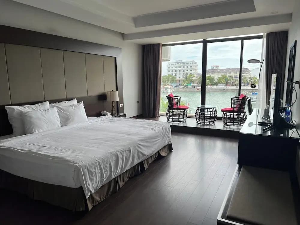 Moon Halo Hotel - photo 5