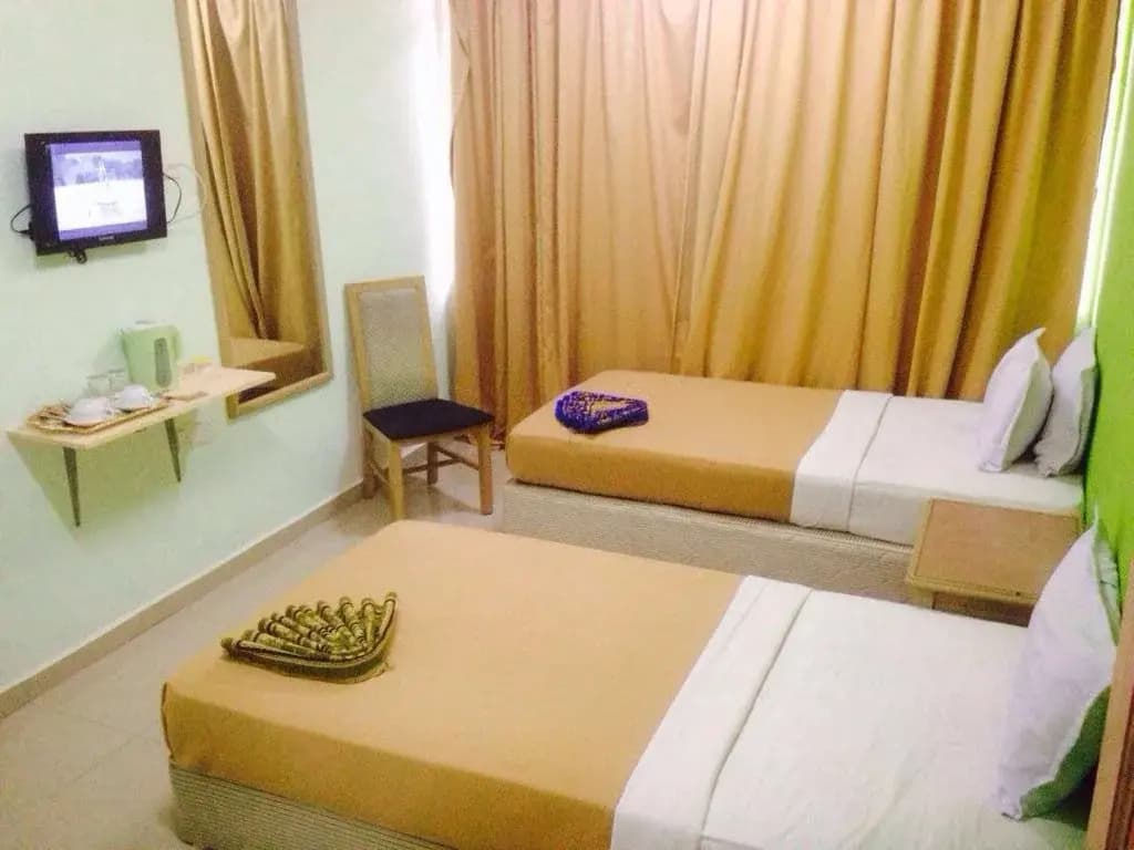 Farin Hotel Sungai Nibong - photo 6
