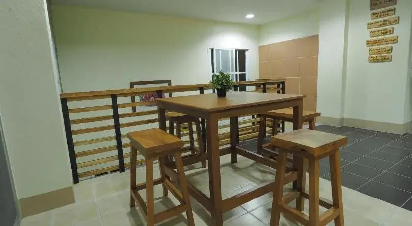 Just Sleep At Box Hostel - photo 12